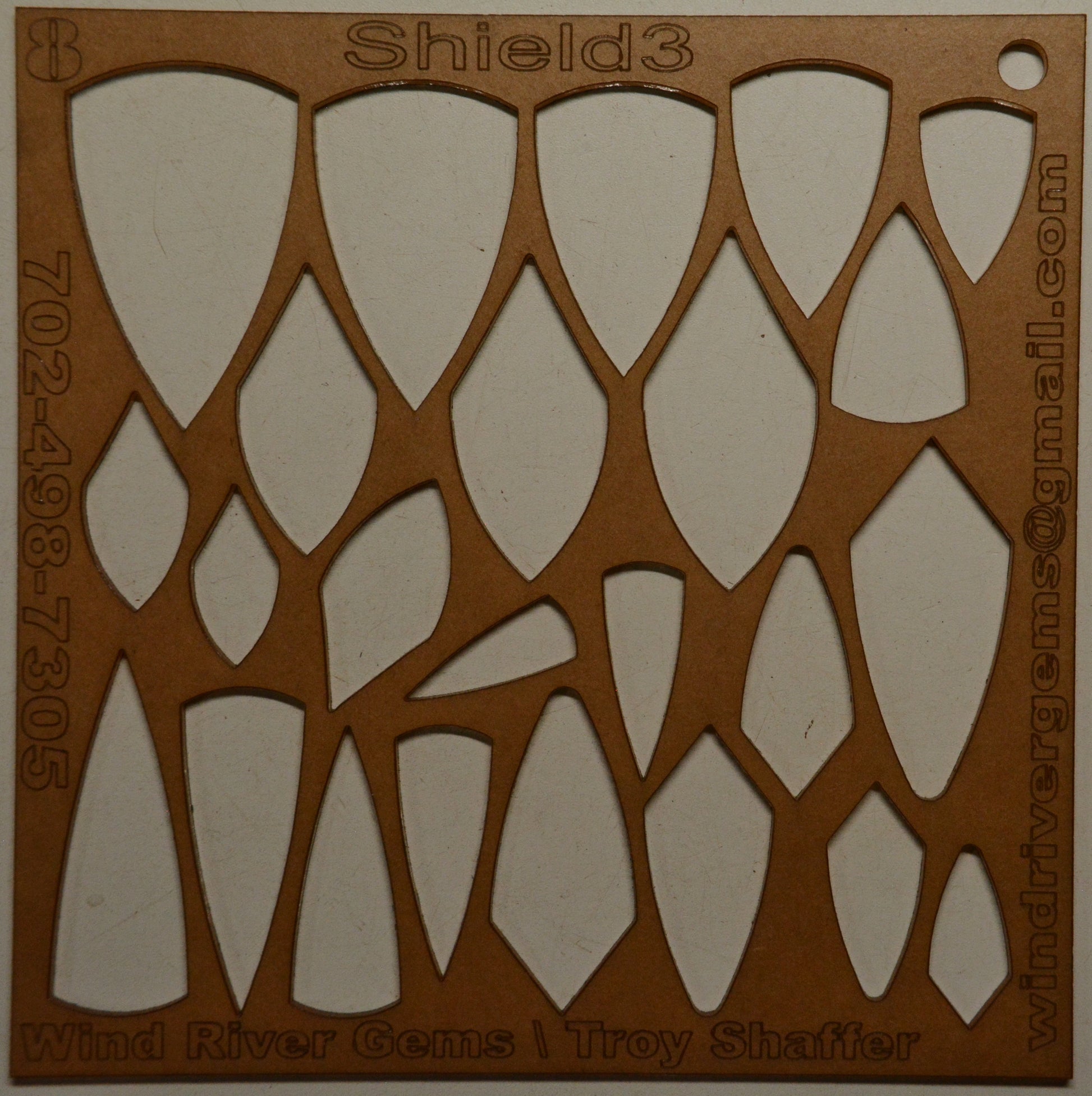 Lapidary template 8 - Shield 3