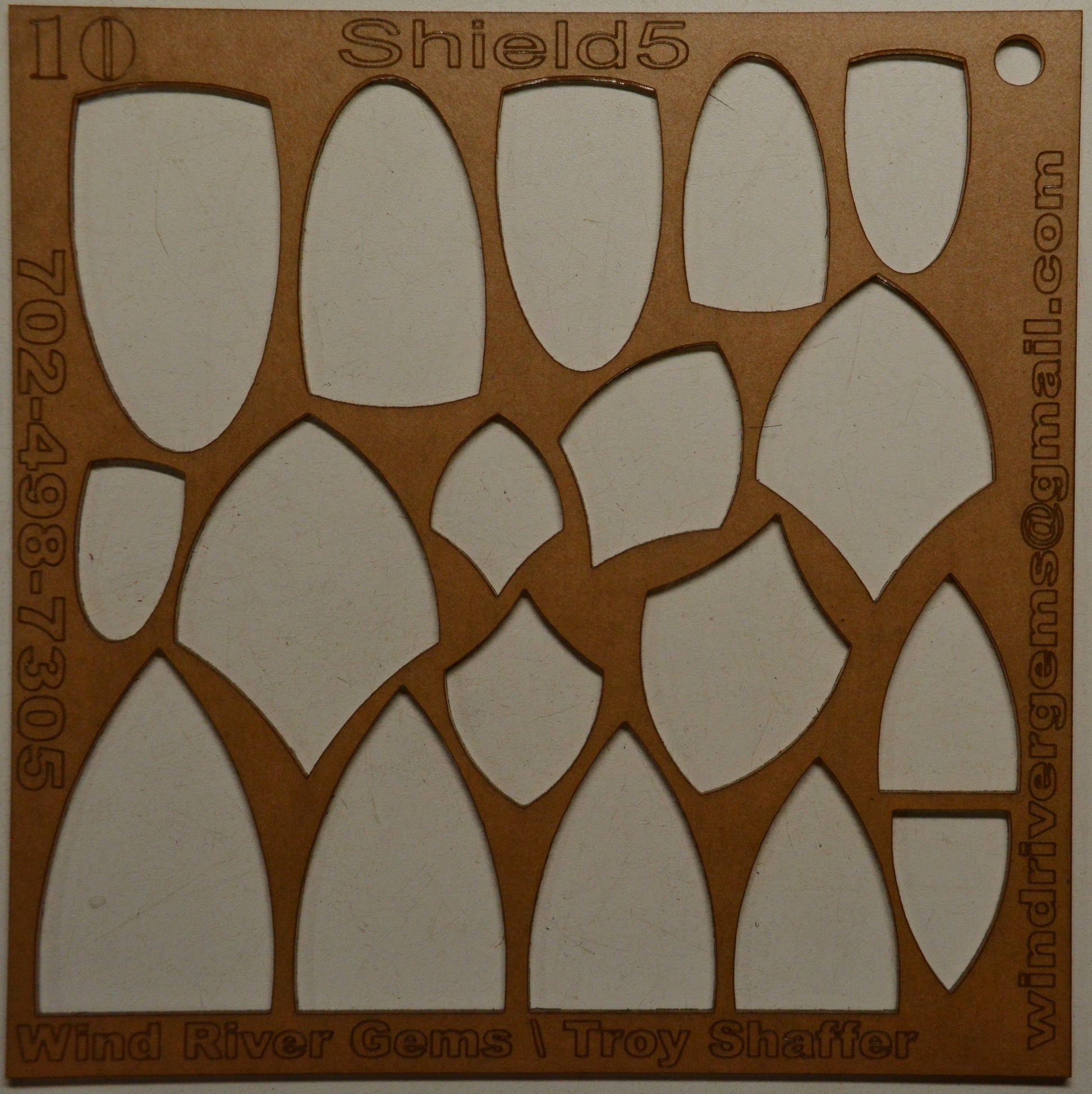 Lapidary template 10 - Shield 5