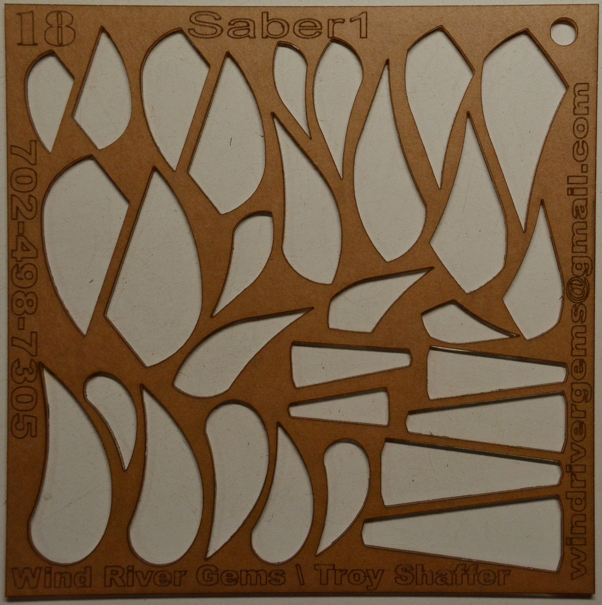 Lapidary template 18 - Saber 1